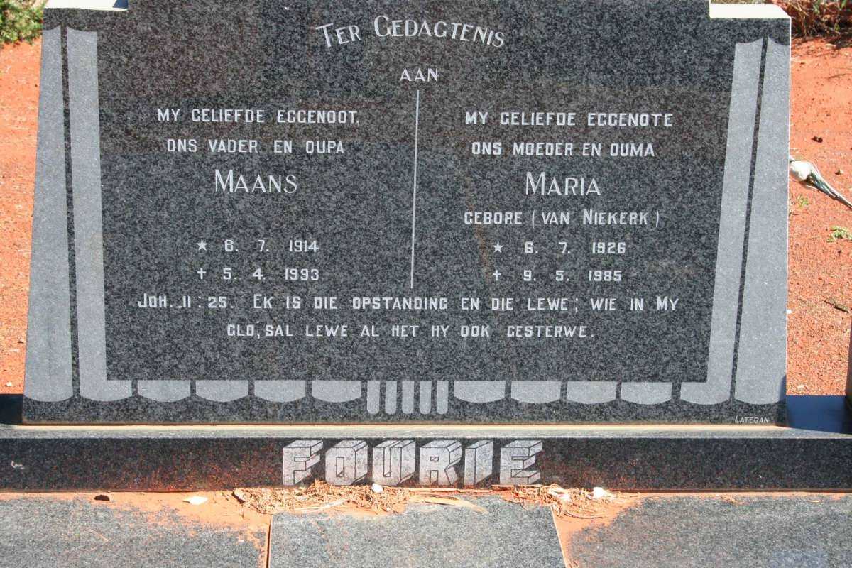 FOURIE Maans 1914-1993 &amp;  Maria VAN NIEKERK 1926-1985