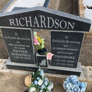 RICHARDSON Theodore 1938-2019 &amp; Hester Dorathea 1944-