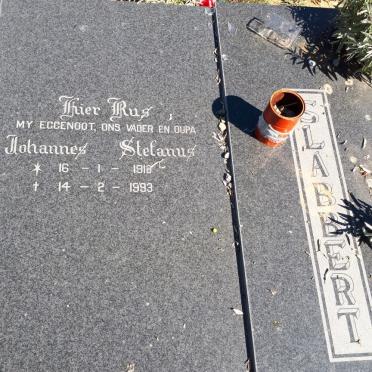 SLABBERT Johannes Stefanus 1918-1993 &amp; Phoebe 1929-
