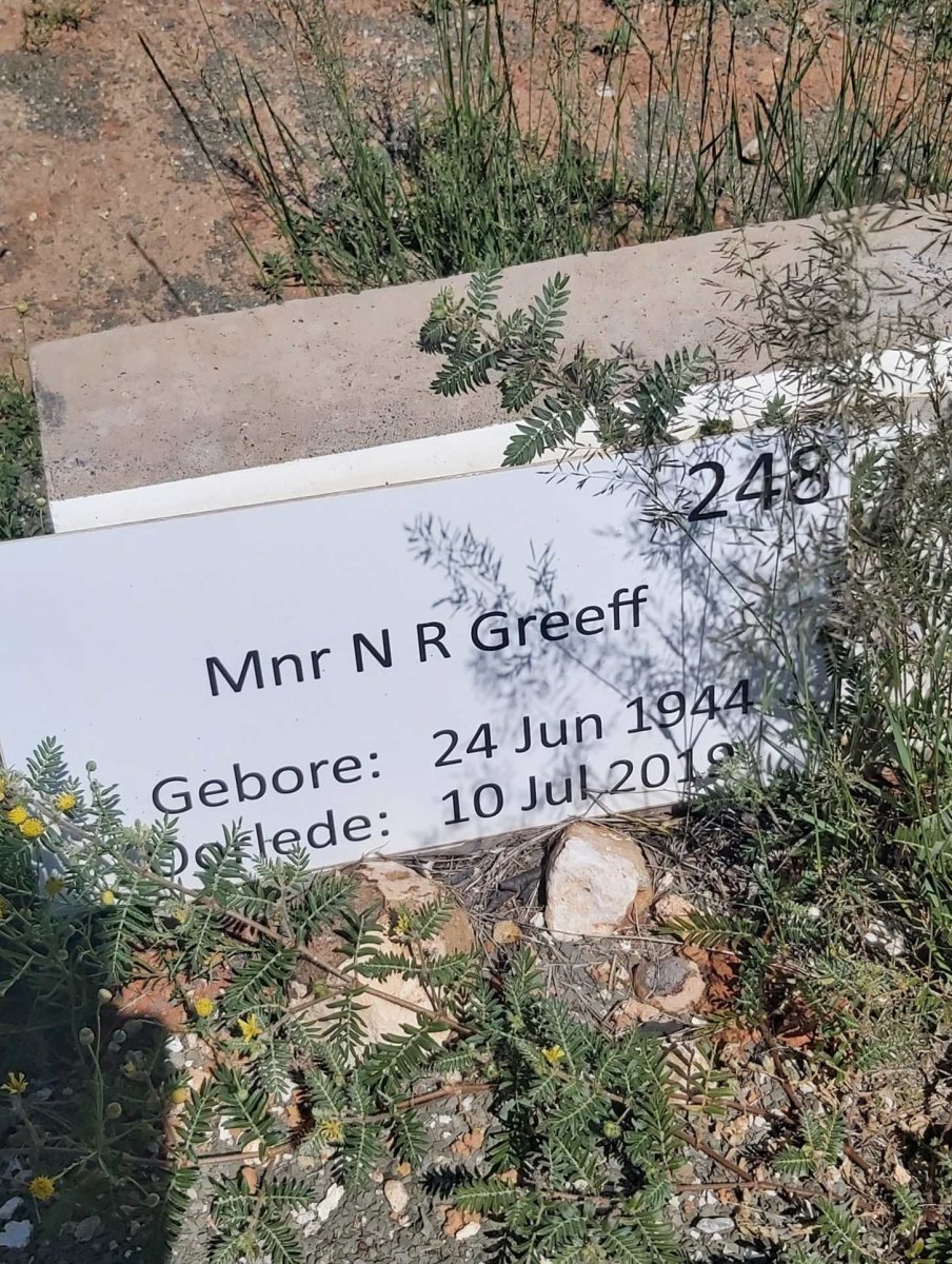 GREEFF N.R. 1944-2019
