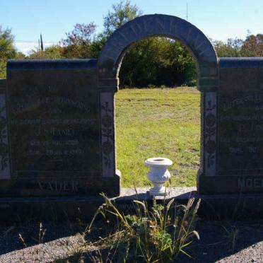 BREDENKAMP J.S. 1899-1960 - P.J. BOSHOFF 1900-1973