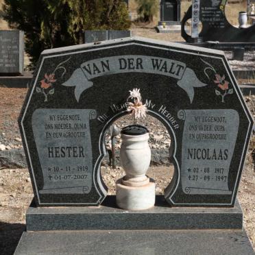 WALT Nicolaas, van der 1917-1997 &amp; Hester 1919-2007