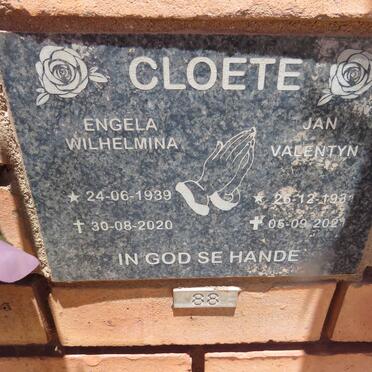 CLOETE Jan Valentyn 1931-2021 & Engela Wilhelmina 1939-2020