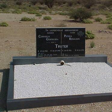 TRUTER Petrus Benjamin 1921-1993 &amp; Cornelia Gertruida BUYS 1922-1993