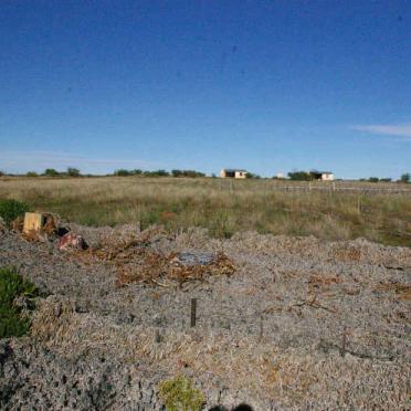 Northern Cape, PRIESKA district, Boegoeberg, Boegoeberg Water Reserve 1, Skerpioenpunt, farm cemetery_1