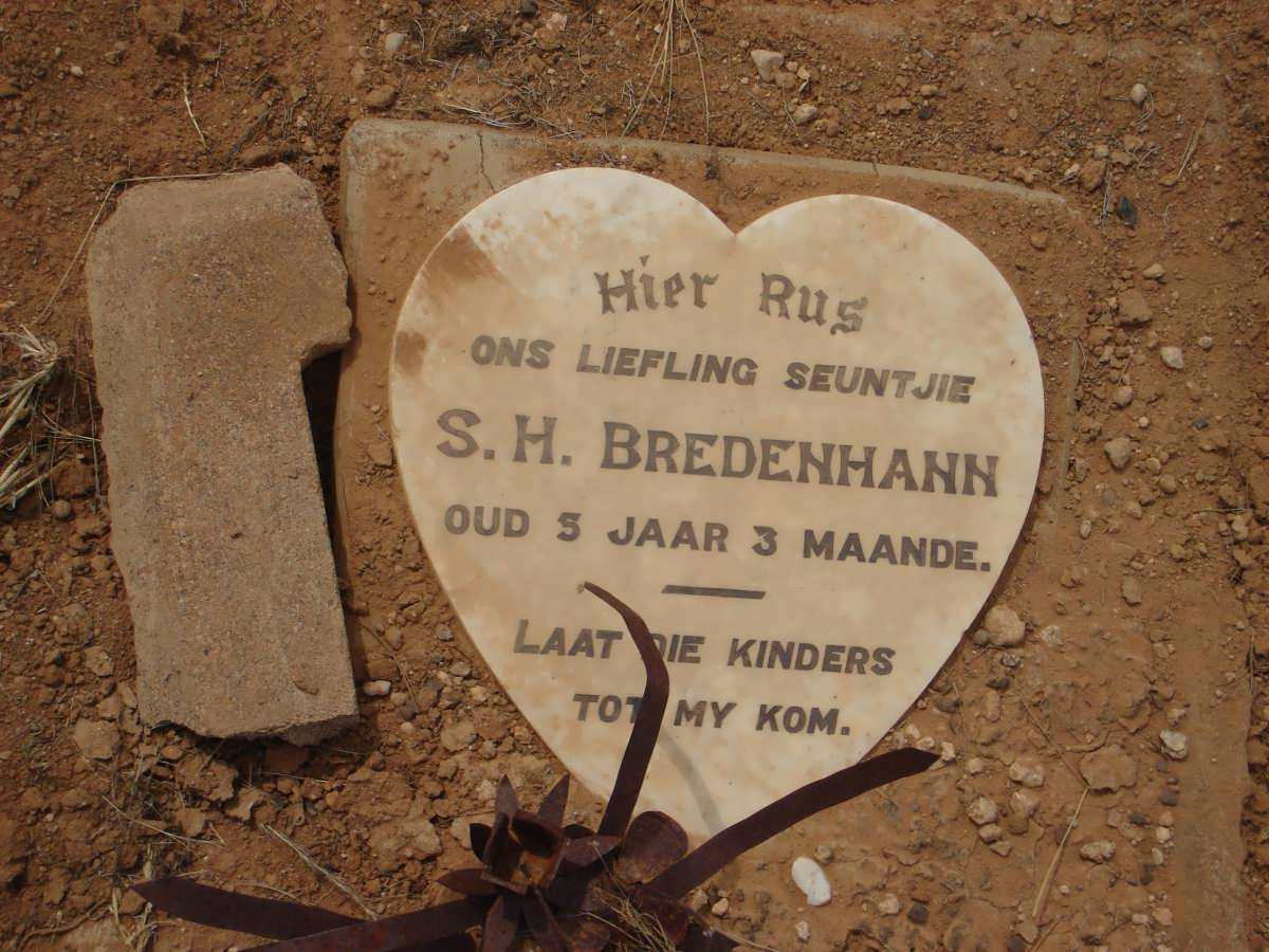 BREDENHANN S.H.