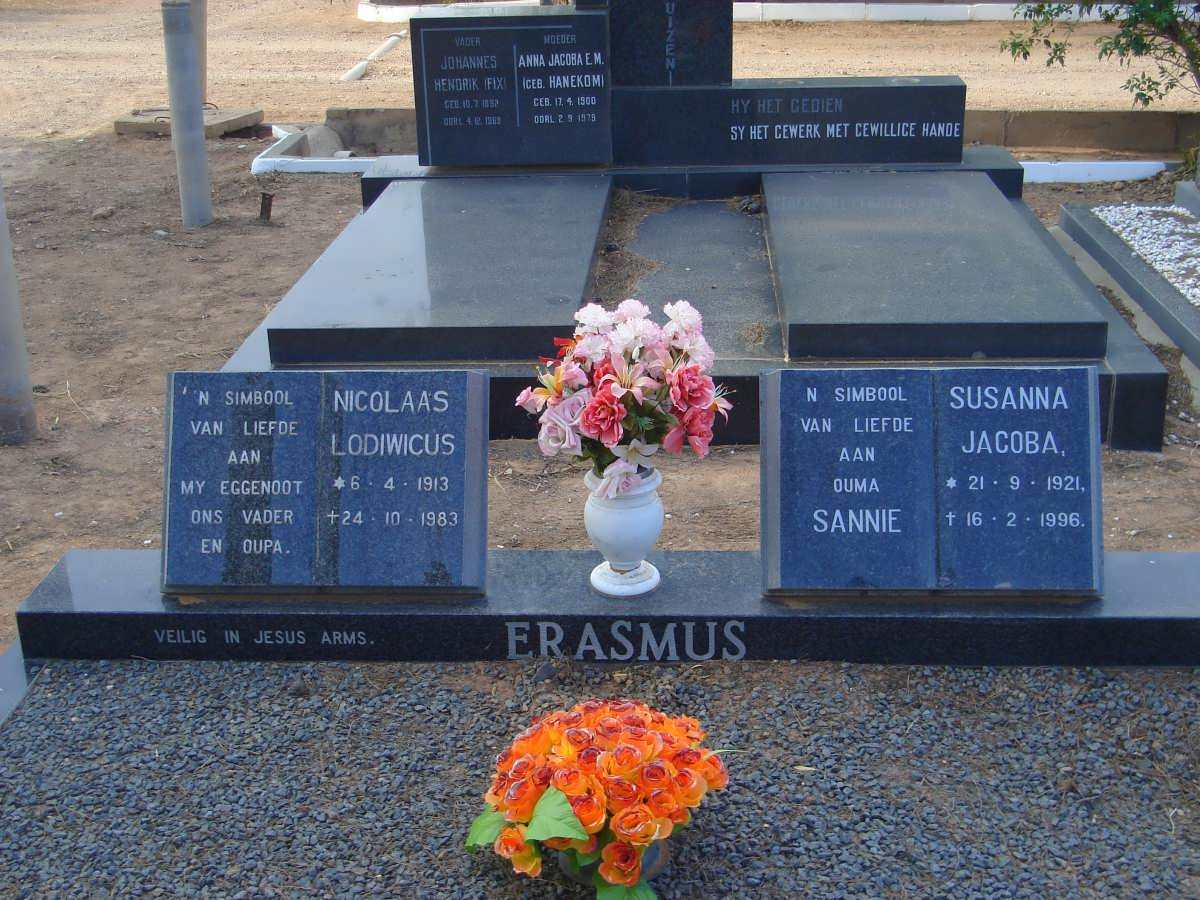 ERASMUS Nicolaas Lodiwicus 1913-1983 &amp; Susanna Jacoba 1921-1996