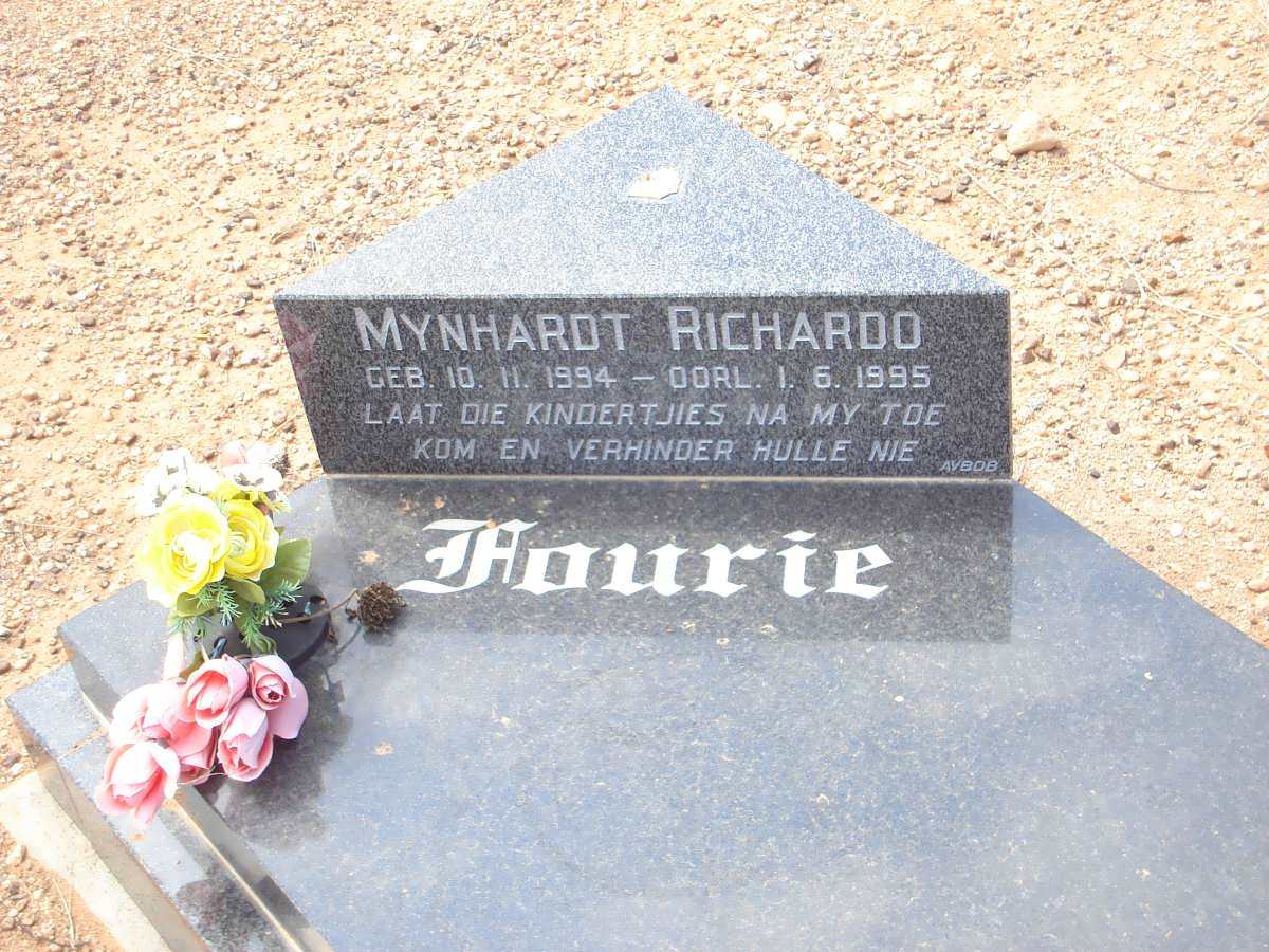 FOURIE Mynhardt Richardo 1994-1995