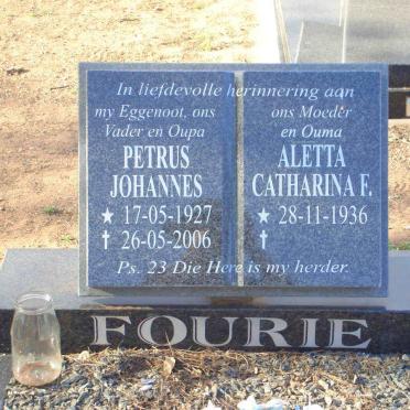 F - Vanne :: Surnames - F