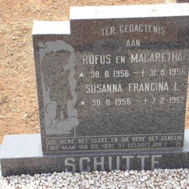 SCHUTTE Rufus 1956-1956 :: SCHUTTE Magaretha 1956-1956 :: SCHUTTE Susanna Francina L. 1956-1957