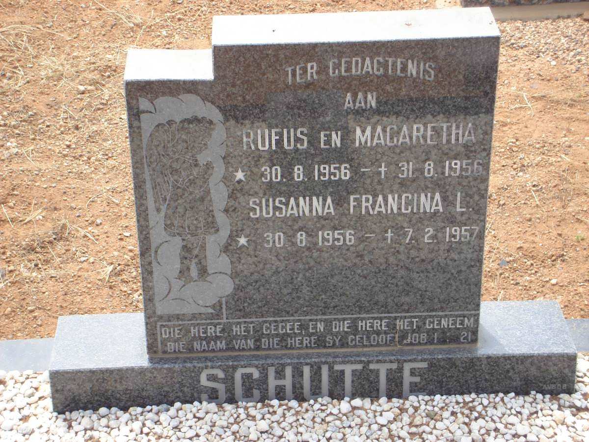 SCHUTTE Rufus 1956-1956 :: SCHUTTE Magaretha 1956-1956 :: SCHUTTE Susanna Francina L. 1956-1957