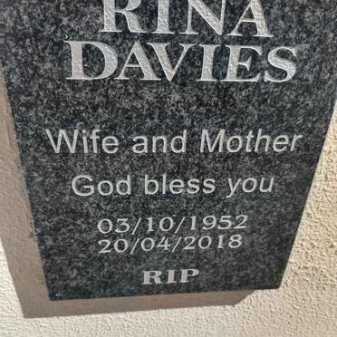 DAVIES Rina 1952-2018