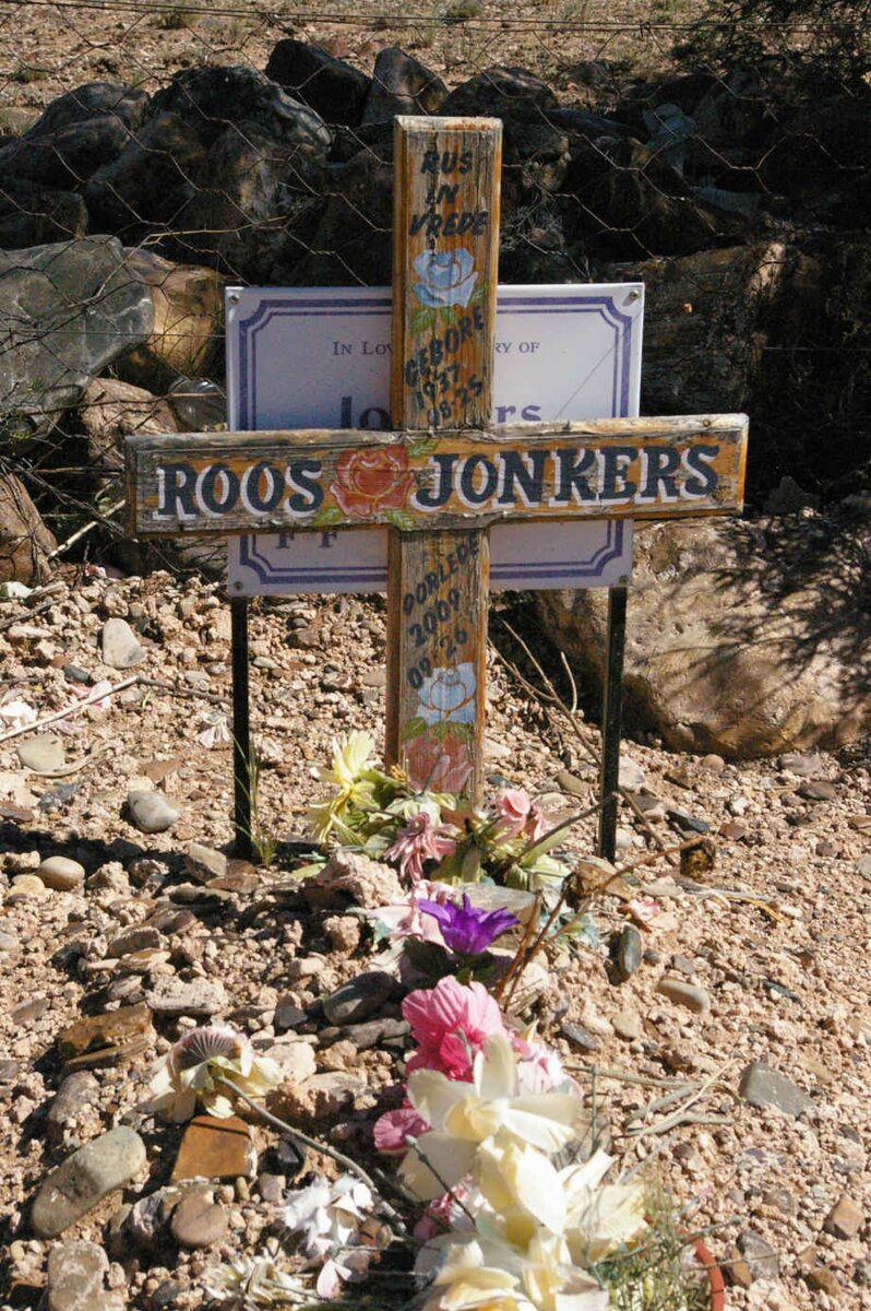 JONKERS Roos 1937-2009