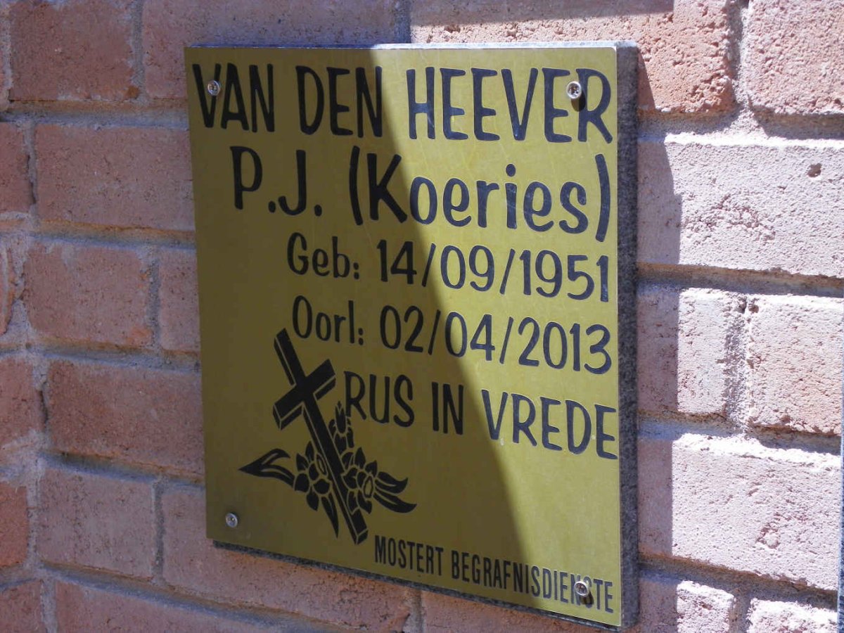 HEEVER P.J., van den 1951-2013