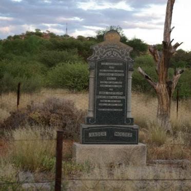 Northern Cape, PRIESKA district, Stoffkraal 3, Noltesville, farm cemetery