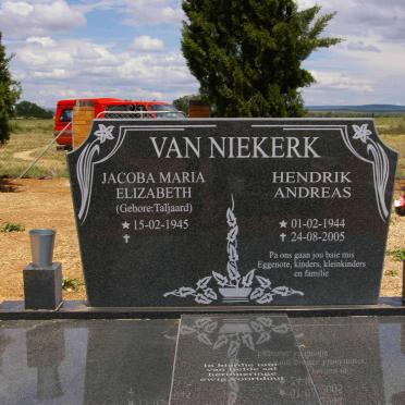 NIEKERK Hendrik Andreas, van 1944-2005 &amp; Jacoba Maria Elizabeth TALJAARD 1945-