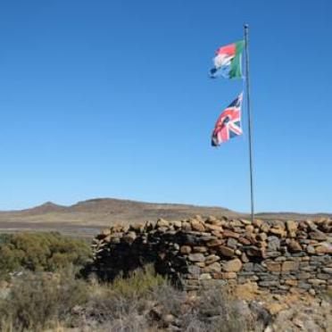 Northern Cape, RICHMOND, Memorial on koppie near N1