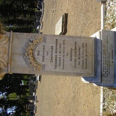 A - Surnames :: Vanne - A