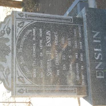 E - Surnames :: Vanne - E