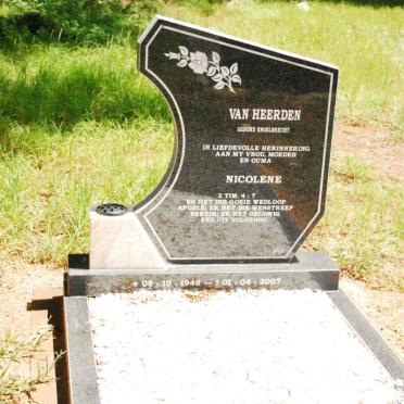 HEERDEN Nicolene, van 1948-2007