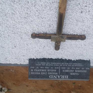 BRAND Hendrik Jacobus 1918-2015 &amp; Sarah Johanna M. FOUCHE 1924-2011