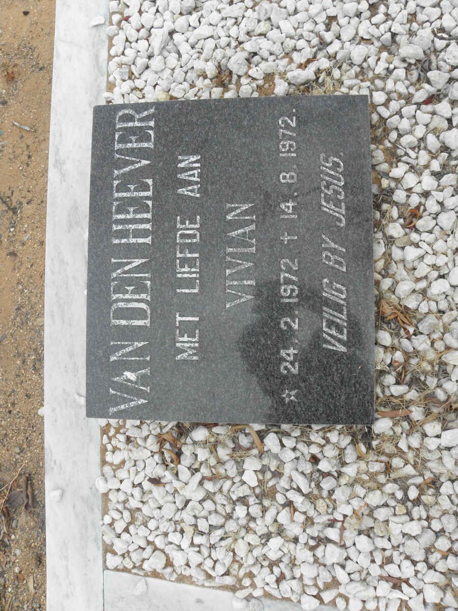 HEEVER Vivian, van den 1972-1972