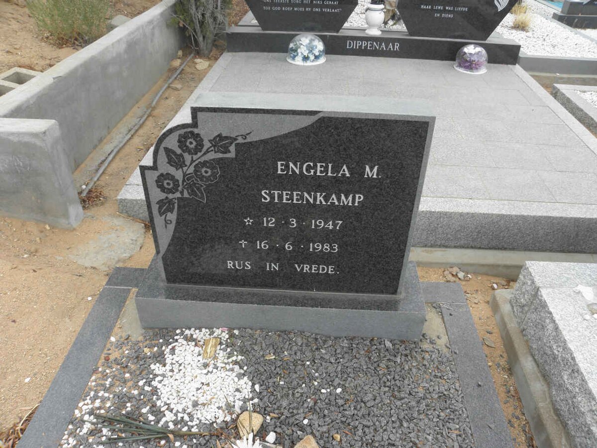 STEENKAMP Engela M. 1947-1983
