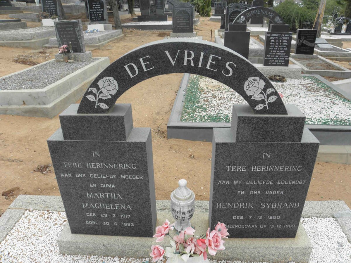 VRIES Hendrik Sybrand, de 1900-1969 &amp; Martha Magdalena 1917-1993