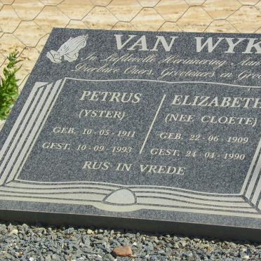 WYK Petrus, van 1911-1993 &amp; Elizabeth CLOETE 1909-1990