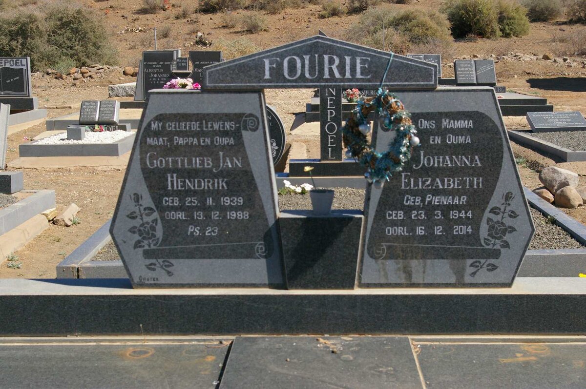FOURIE Gottlieb Jan Hendrik 1939-1988 &amp; Johanna Elizabeth PIENAAR 1944-2014