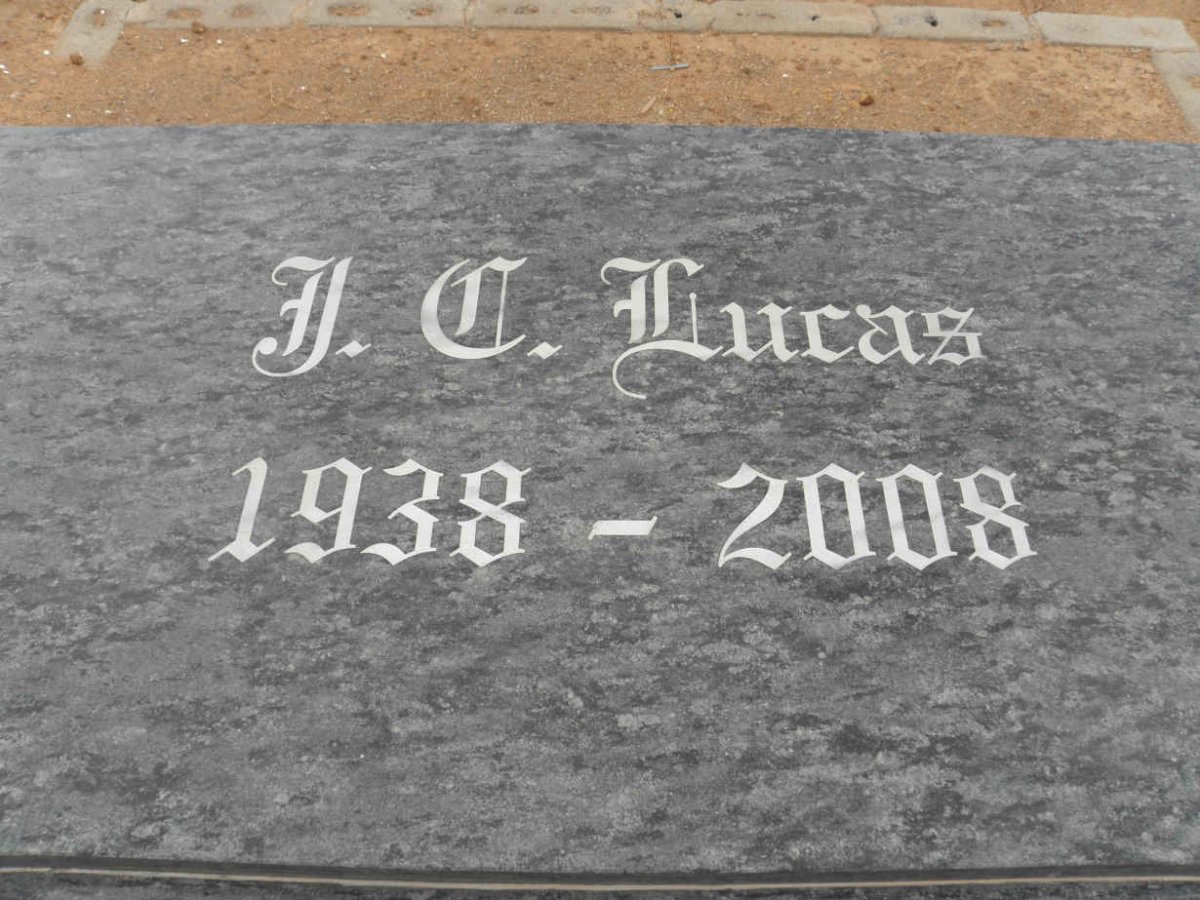 LUCAS J.C.1938-2008