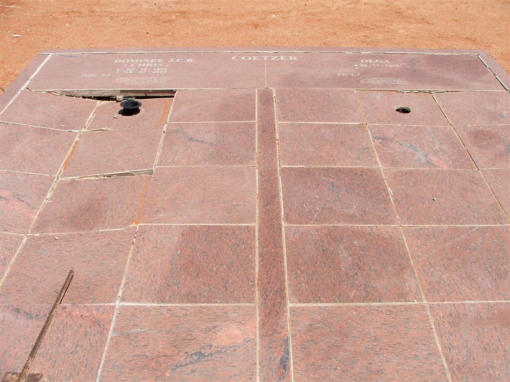 COETZER J.C.B. 1914-2003 &amp; Olga 1919-