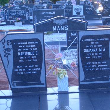 MANS Marthinus E. 1907-1985 &amp; Susanna M.A. 1910-1989