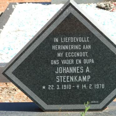 STEENKAMP Johannes A. 1910-1978