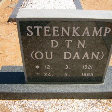 STEENKAMP D.T.N. 1921-1985
