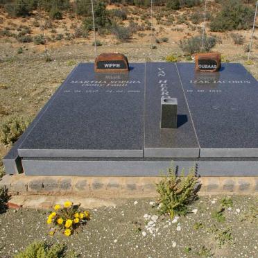 Northern Cape, VICTORIA WEST district, Vosburg, Cordaatskuil 14, Elim, farm cemetery
