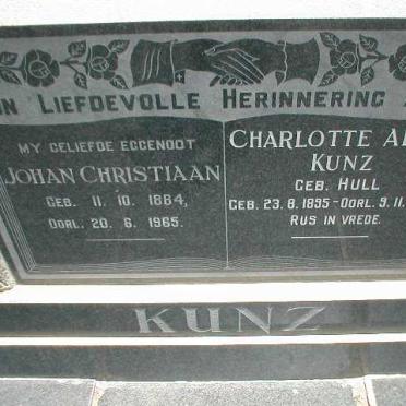 KUNZ Johan Christiaan 1884-1965 &amp; Charlotte Alice HULL 1895-1976