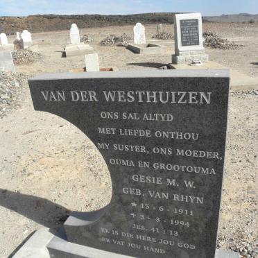 WESTHUIZEN Gesie M.W., van der nee VAN RHYN 1911-1994 