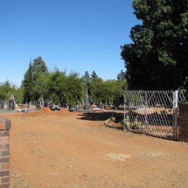 1. Entrance to the cemetery