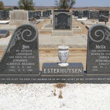 ESTERHUYSEN Johannes Albertus Erasmus 1925-1988 &amp; Sophia Petronella SWART 1937-