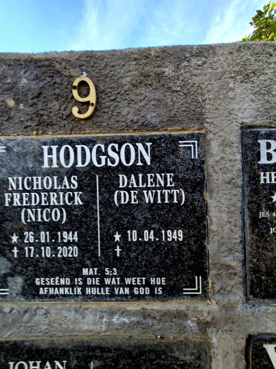 HODGSON Nicholas Frederick 1944-2020 & Dalene DE WITT 1949-