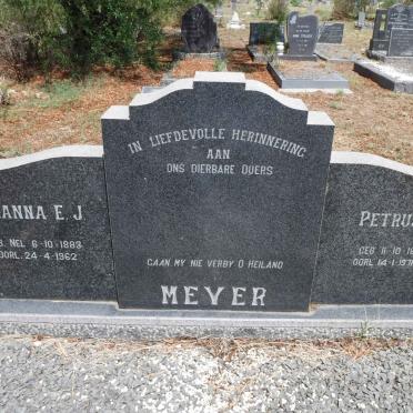 MEYER Petrus C.1880-1971 &amp; Johanna E.J. 1883-1962
