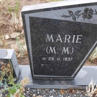 PRETORIUS A.J. 1936-1996 &amp; Marie M.M. 1937- :: PRETORIUS Marietjie 1989-2002