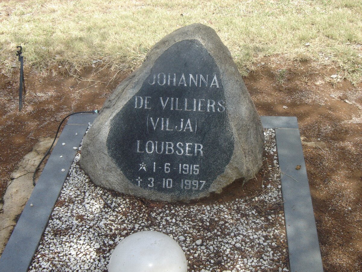 LOUBSER Johanna, DE VILLIERS 1915-1997
