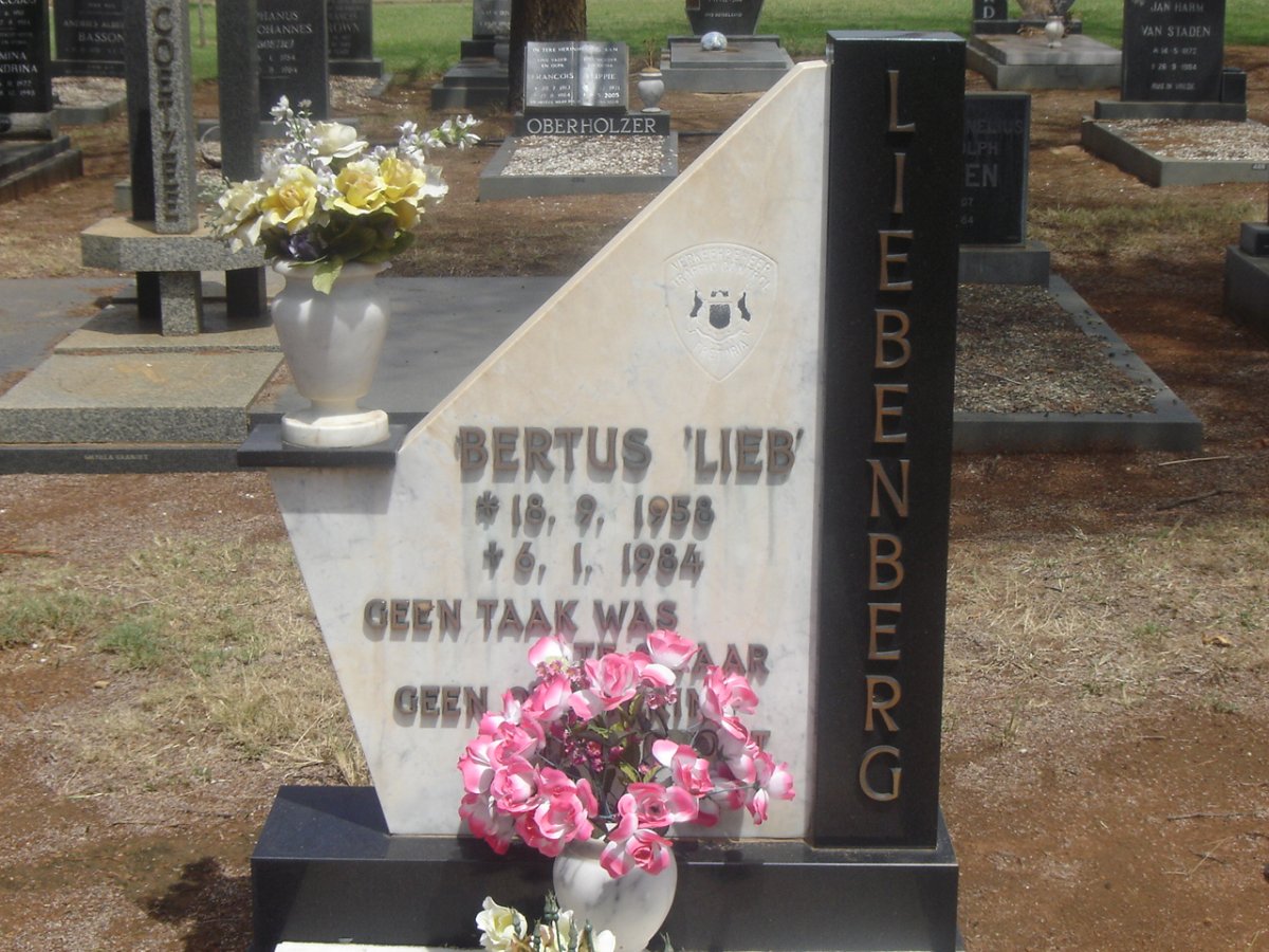 LIEBENBERG Bertus 1958-1984