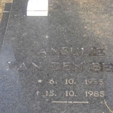 BERG Ansulie VAN DEN