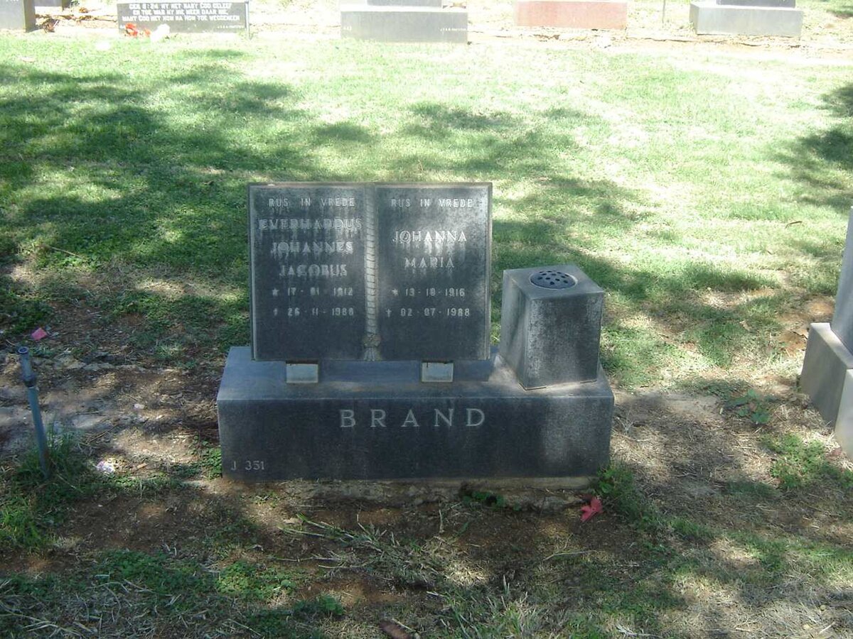 BRAND Everhardus Johannes Jacobus 1912-1988 &amp; Johanna Maria 1916-1988