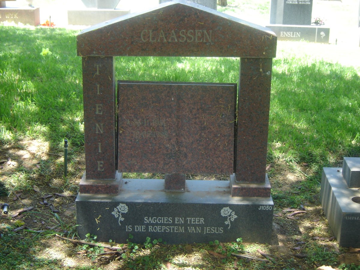 CLAASSEN Tienie 1951-1995