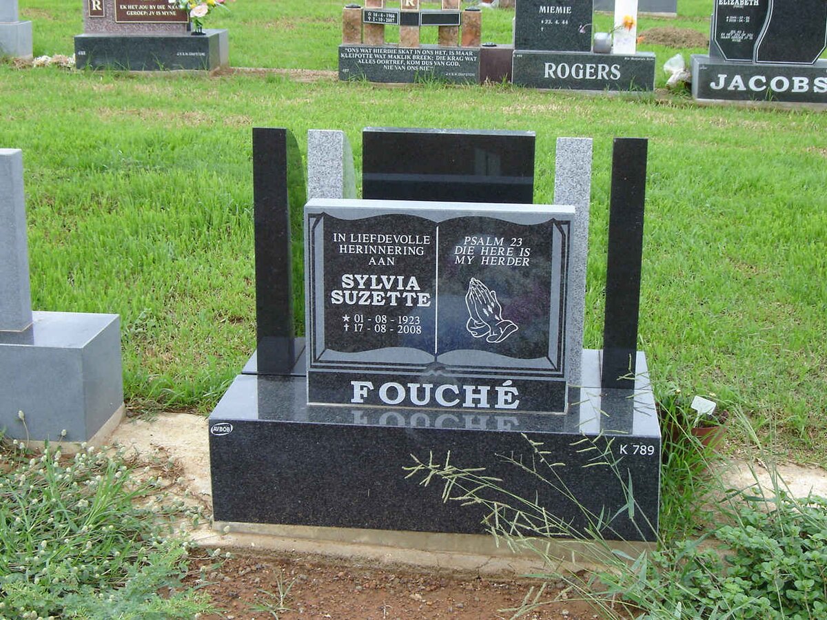 FOUCHE Sylvia Suzette 1923-2008