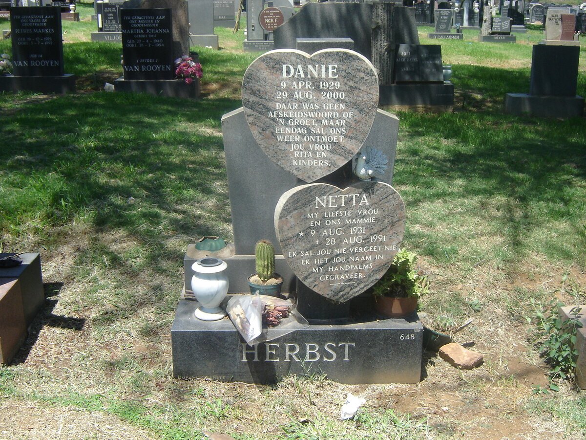 HERBST Danie 1929-2000 &amp; Netta 1931-1991